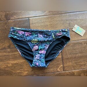 NWT Title Nine Holy Grail Bikini bottoms - Montmartre